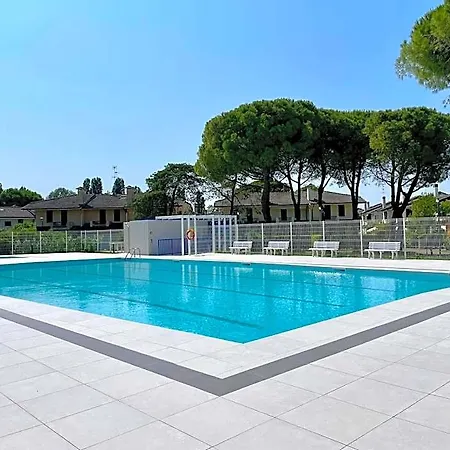 Beautiful For Six People-pool-tv-ac Ca Corniani
