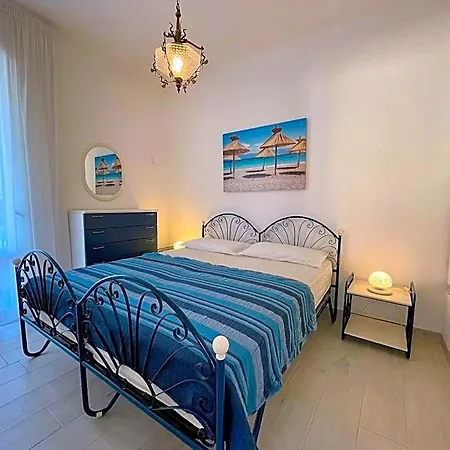 Beautiful For Six People-pool-tv-ac Ca Corniani